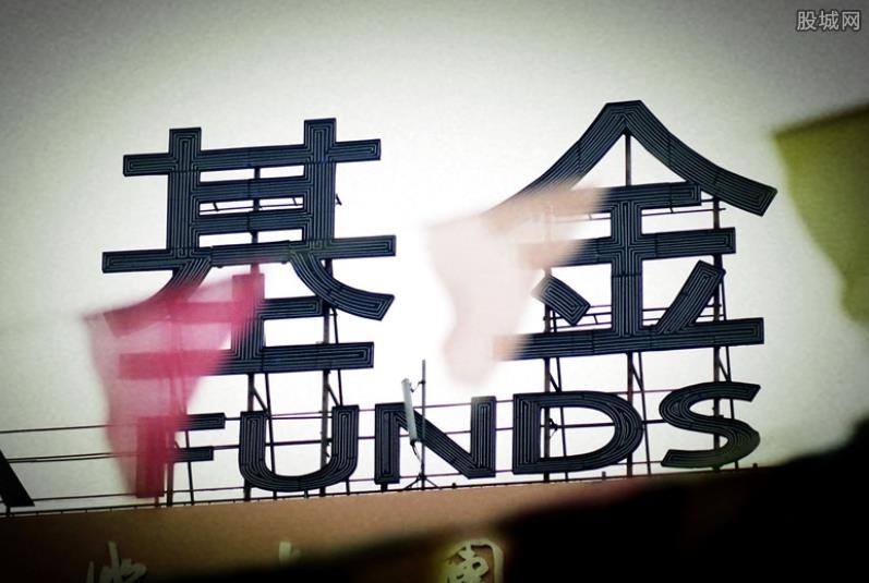 基金经理买自己的基金是合法的吗 竟然可